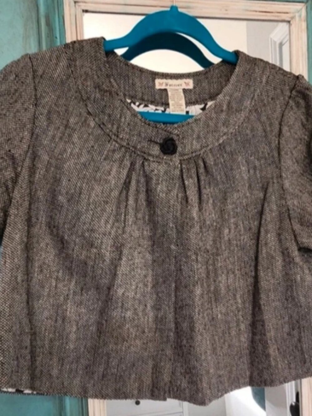 Vintage-style short-sleeve cropped jacket